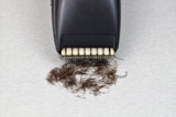 Golenie włosów łonowych u mężczyzny – czy strzyżenie jajek jest konieczne?